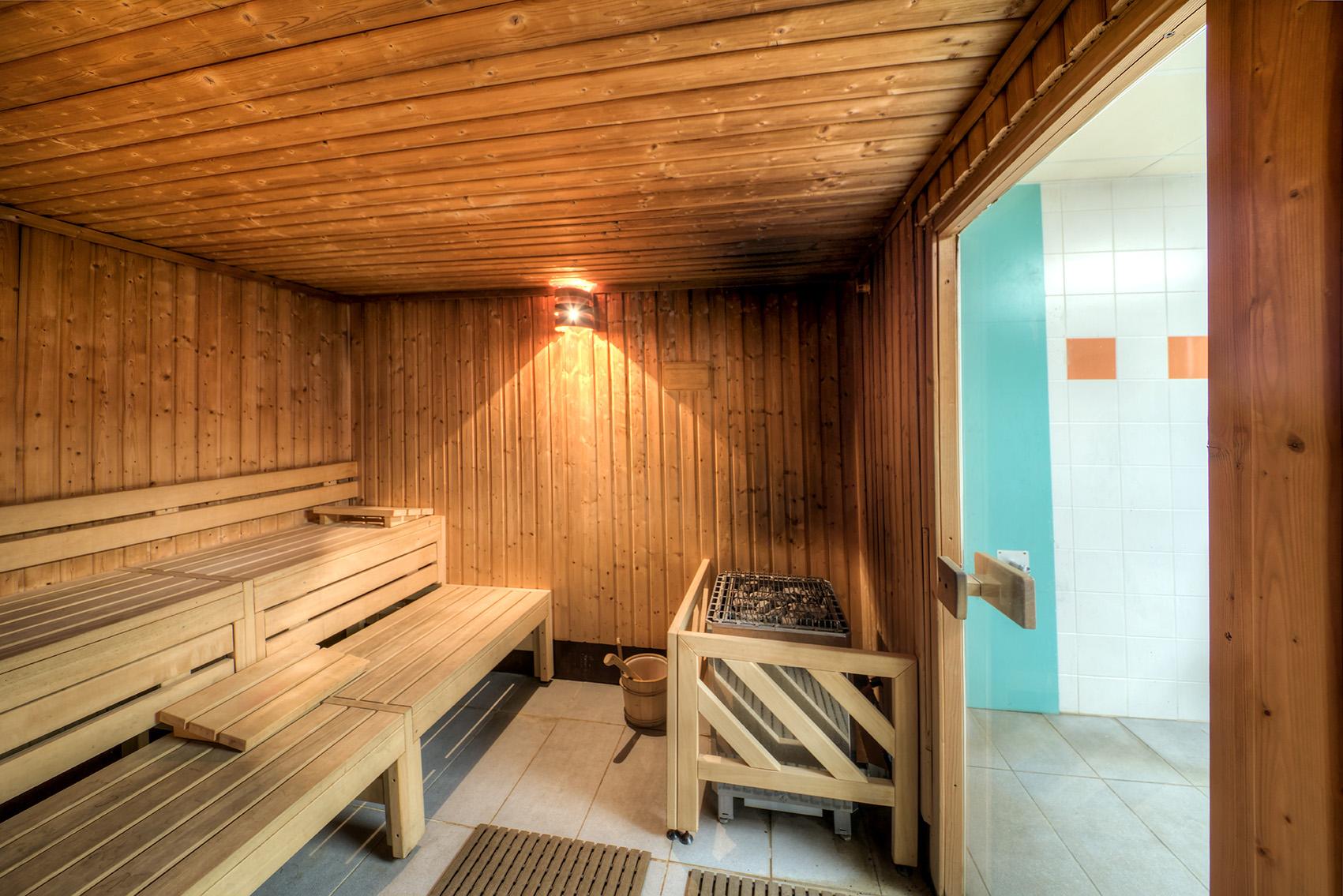 Comfort Aparthotel Lourdes L'Acacia Экстерьер фото
