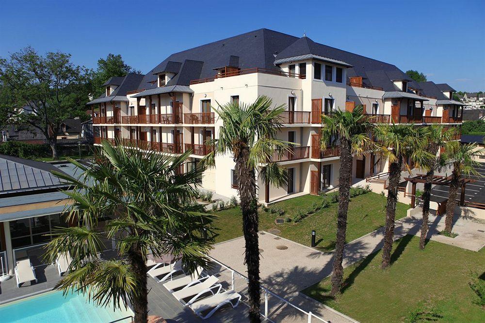 Comfort Aparthotel Lourdes L'Acacia Экстерьер фото