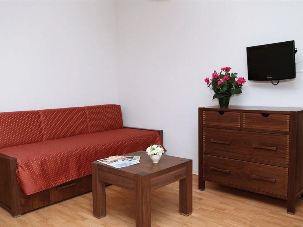 Comfort Aparthotel Lourdes L'Acacia Экстерьер фото