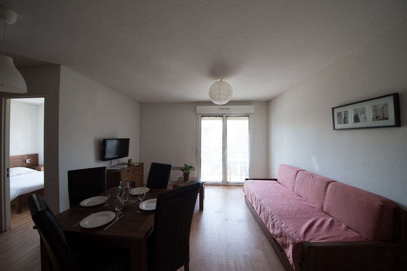 Comfort Aparthotel Lourdes L'Acacia Экстерьер фото