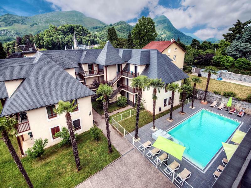 Comfort Aparthotel Lourdes L'Acacia Экстерьер фото