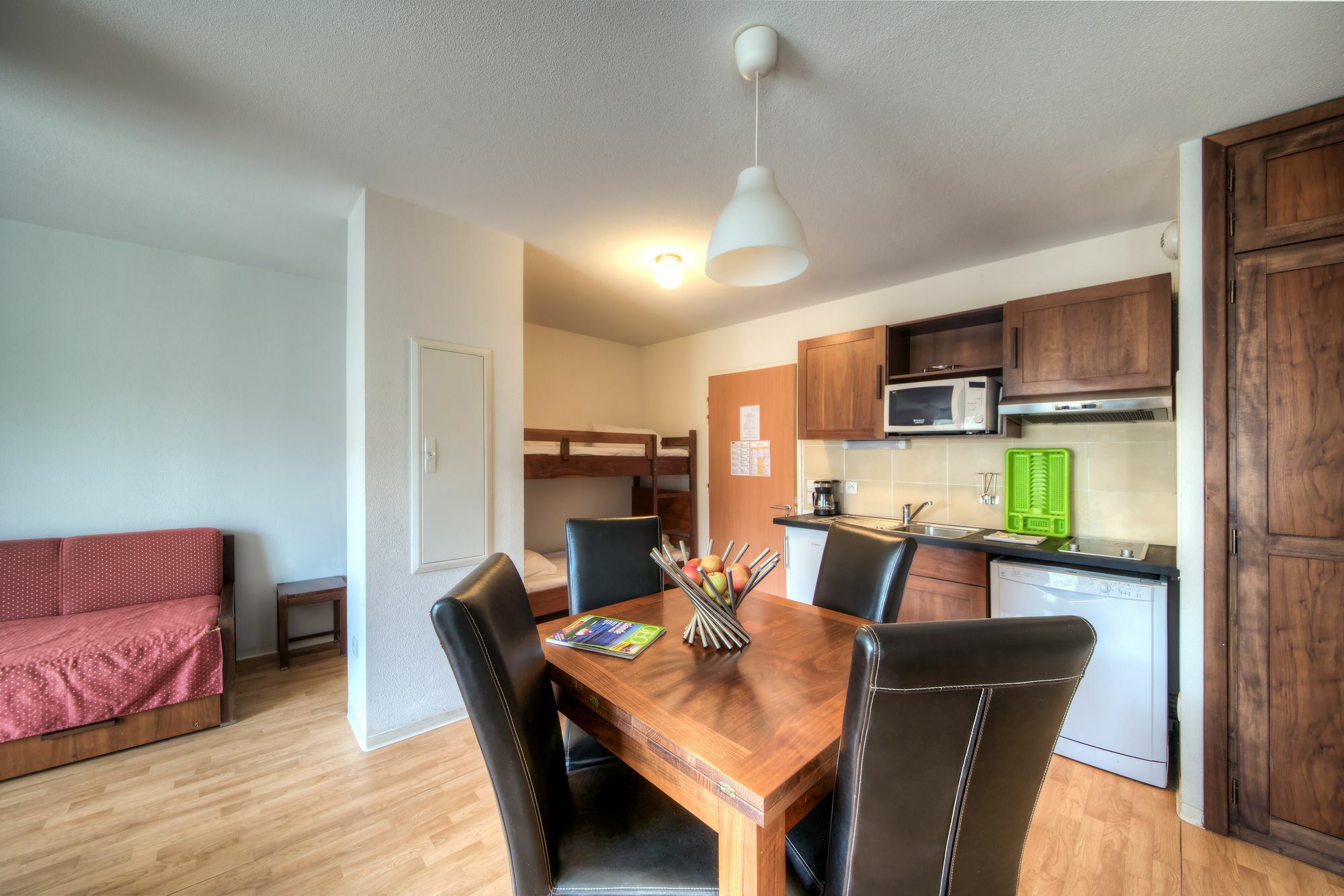 Comfort Aparthotel Lourdes L'Acacia Экстерьер фото